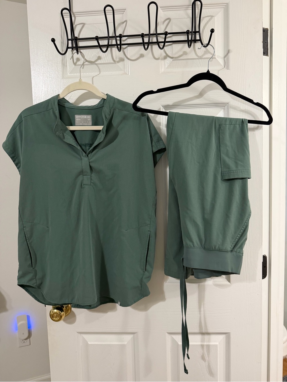 Women's Relaxed Drawstring Joggers & Short Sleeve Top in Sage